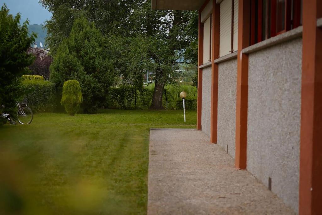 Ferienwohnung Civicoventisei Calceranica al Lago Exterior foto
